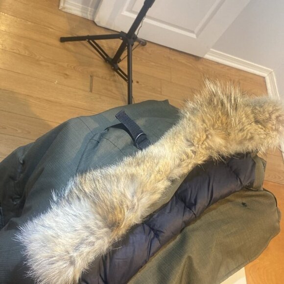 Nobis Cindy women’s parka army green size small - Picture 16 of 16